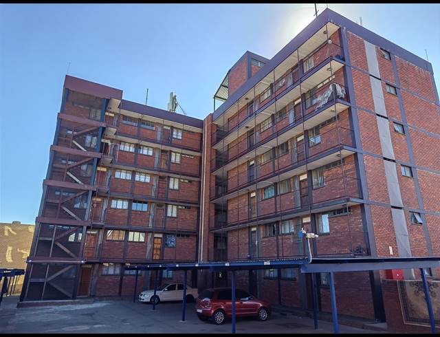 2 bed property to rent in PRETORIA WEST